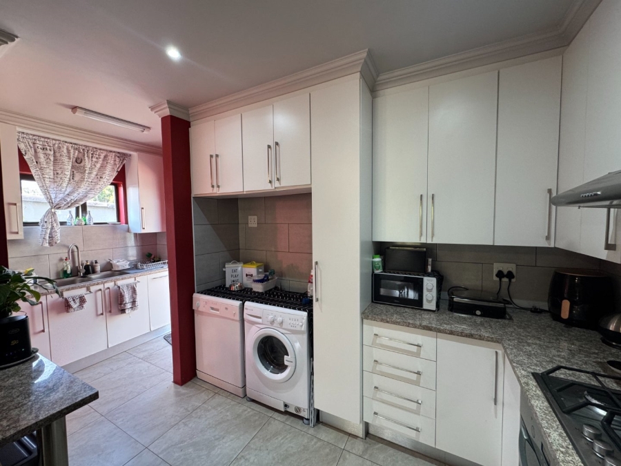 Commercial Property for Sale in Zilkaatsnek North West